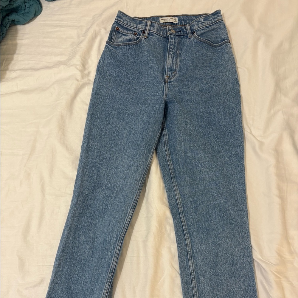 Abercrombie & Fitch Women's Straight Leg Blue Jeans